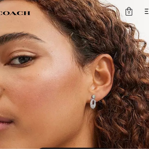 Coach Silver Signature Pavé Earrings
NWT Dust bag included - Picture 2 of 5